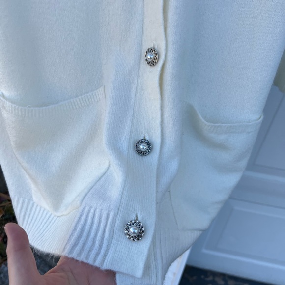 NWT Talbots Cozy & Festive Cream Jeweled Buttons V-Neck Long Cardigan Pockets - Picture 3 of 7